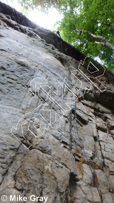 photo of Hunter's Moon, 5.10d/11a ★★★★ at The Reach from Smoke Hole: Reed's Creek