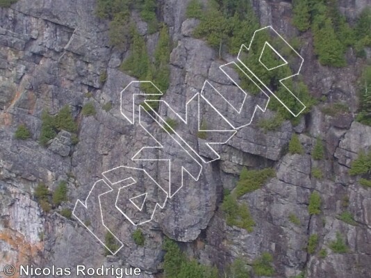 photo of La Grande Face from Québec: Grand Morne