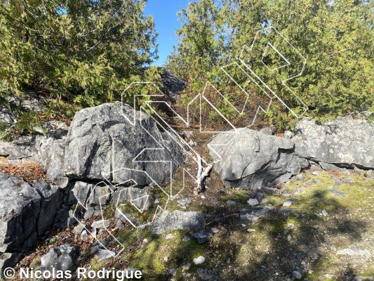 photo of Approche Rocher de la Chapelle,   at Rocher de la Chapelle from Québec: Montmagny-L'Islet 