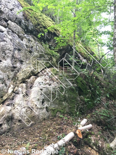 photo of Grotte des Vivants , VB  at Dalle des Vivants from Québec: Saint Léon de Standon