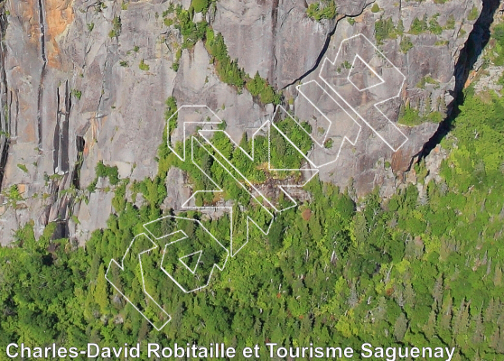 photo of Le Temps libre, 5.11d ★★★ at Le Cap Trinité from Québec: Parois d'escalade du Saguenay