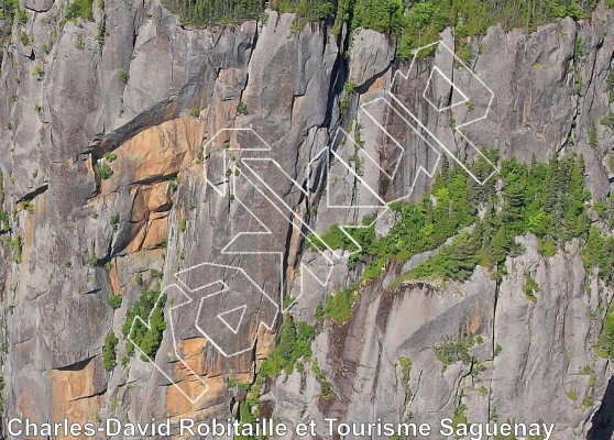 photo of Le Ver solitaire,   at Le Cap Trinité from Québec: Parois d'escalade du Saguenay