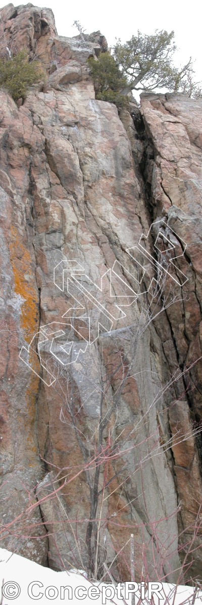 photo of Hippo-Rock,   at Le Cap Saint-François from Québec: Parois d'escalade du Saguenay
