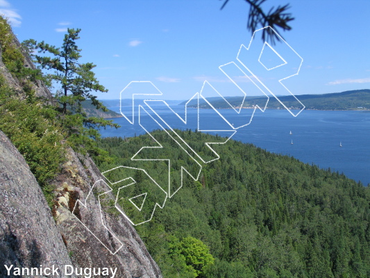 photo of Le Champignon from Québec: Parois d'escalade du Saguenay