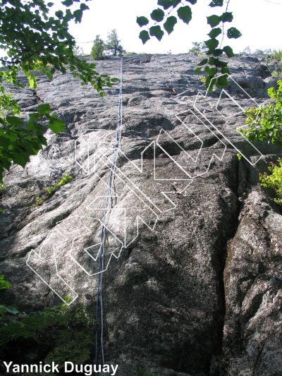 photo of Le Champignon from Québec: Parois d'escalade du Saguenay