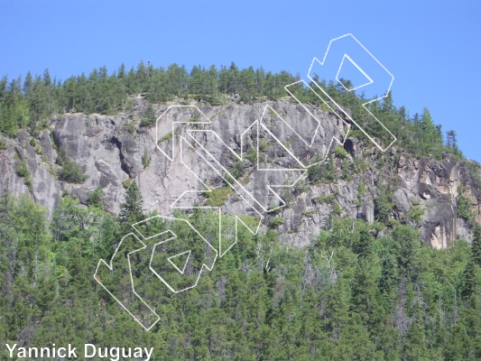 photo of Le Champignon from Québec: Parois d'escalade du Saguenay