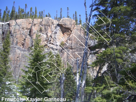 photo of La Fourchette, 5.8  at Le Cap des Bouleaux from Québec: Parois d'escalade du Saguenay