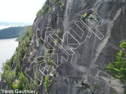 photo of La Paroi François-Xavier Garneau from Québec: Parois d'escalade du Saguenay