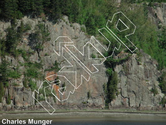 photo of Le Grand Mur from Québec: Parois d'escalade du Saguenay