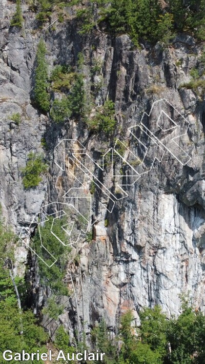 photo of La Montagne du mammouth from Québec: Parois d'escalade du Saguenay