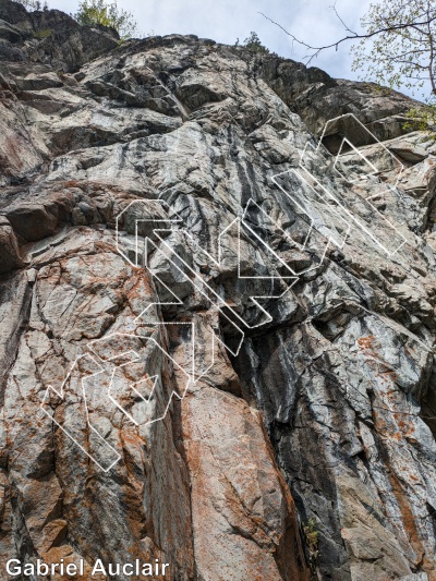 photo of La Montagne du mammouth from Québec: Parois d'escalade du Saguenay