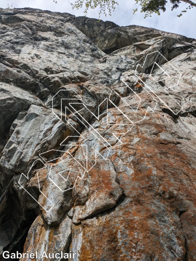photo of La Montagne du mammouth from Québec: Parois d'escalade du Saguenay
