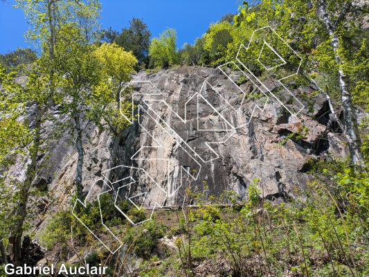 photo of La Montagne du mammouth from Québec: Parois d'escalade du Saguenay