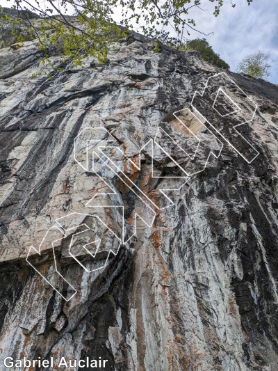 photo of La Montagne du mammouth from Québec: Parois d'escalade du Saguenay