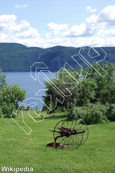 photo of Le Tableau (Saint-Basile-de-Tableau) from Québec: Parois d'escalade du Saguenay