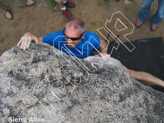 photo of Fredrick's Traverse, V1 ★★★ at Fred's from Yukon Bouldering