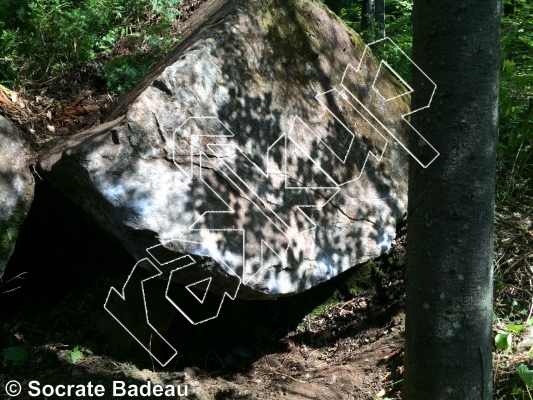 photo of Camp de Base Bloc 2 from Québec: La Forêt Ouareau