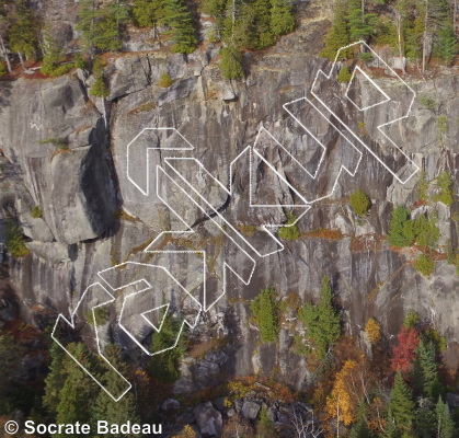 photo of Grande Muraille from Québec: La Forêt Ouareau