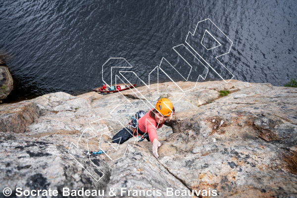 photo of Paroi Amiral from Québec: Escalade Parc régional du Poisson Blanc