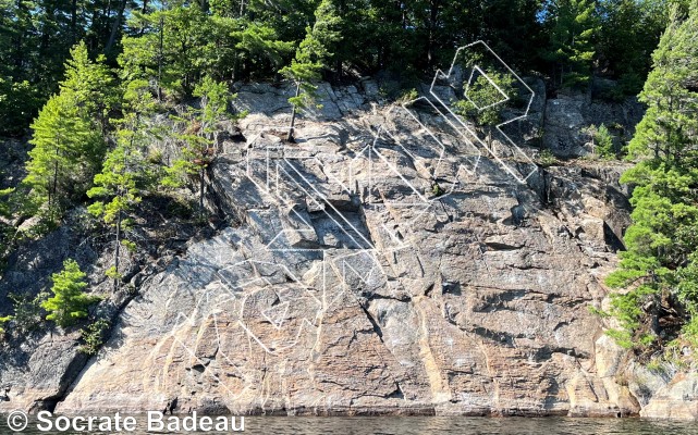 photo of Paroi Amiral from Québec: Escalade Parc régional du Poisson Blanc