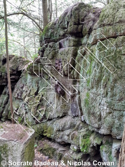 photo of Spiderman, V1 ★ at Upper Elephant Canyon from Québec: Mont Rigaud