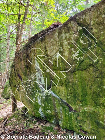 photo of Triangle from Québec: Mont Rigaud