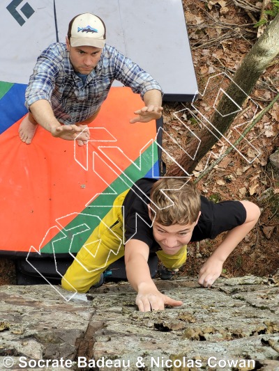 photo of Green Lantern from Québec: Mont Rigaud