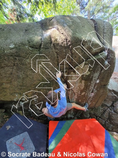 photo of Bloc Yasmin from Québec: Mont Rigaud