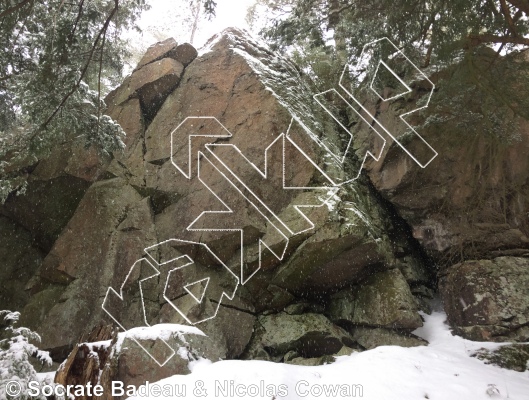 photo of Stockings with no Legs, 5.10a/b ★★ at Hidden Wall from Québec: Mont Rigaud