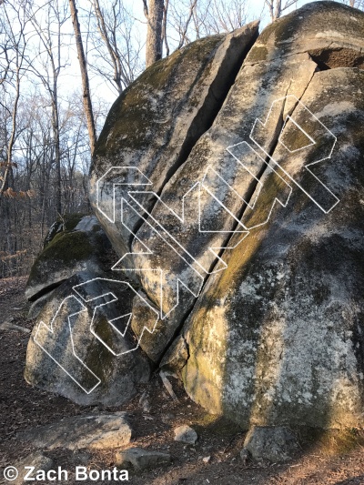 photo of Double Crack Left, 5.6 ★★★★ at Beam Me Up from Boat Rock Bouldering