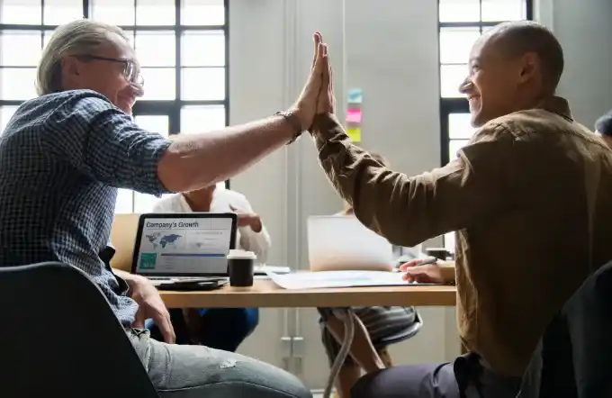 Los 10 secretos para mejorar tu negocio y alcanzar el éxito