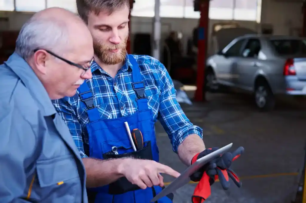 Ventajas de tener una aplicación para tu taller de coches