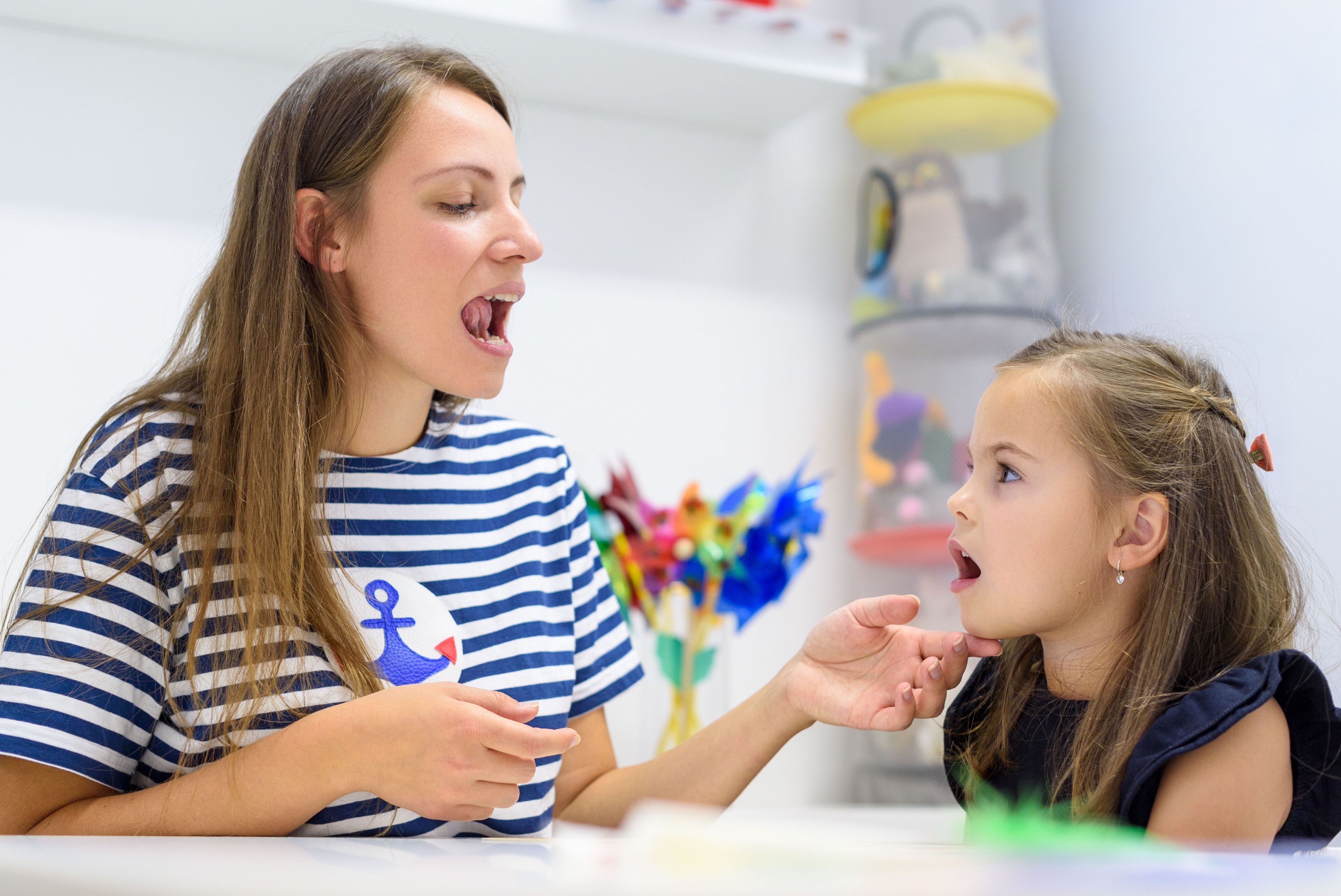 Konuşma Sesi Bozukluğu tedavisi gösteren bir görsel