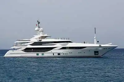 Yacht Transport Lines | A large yacht in calm water Florida, USA2014