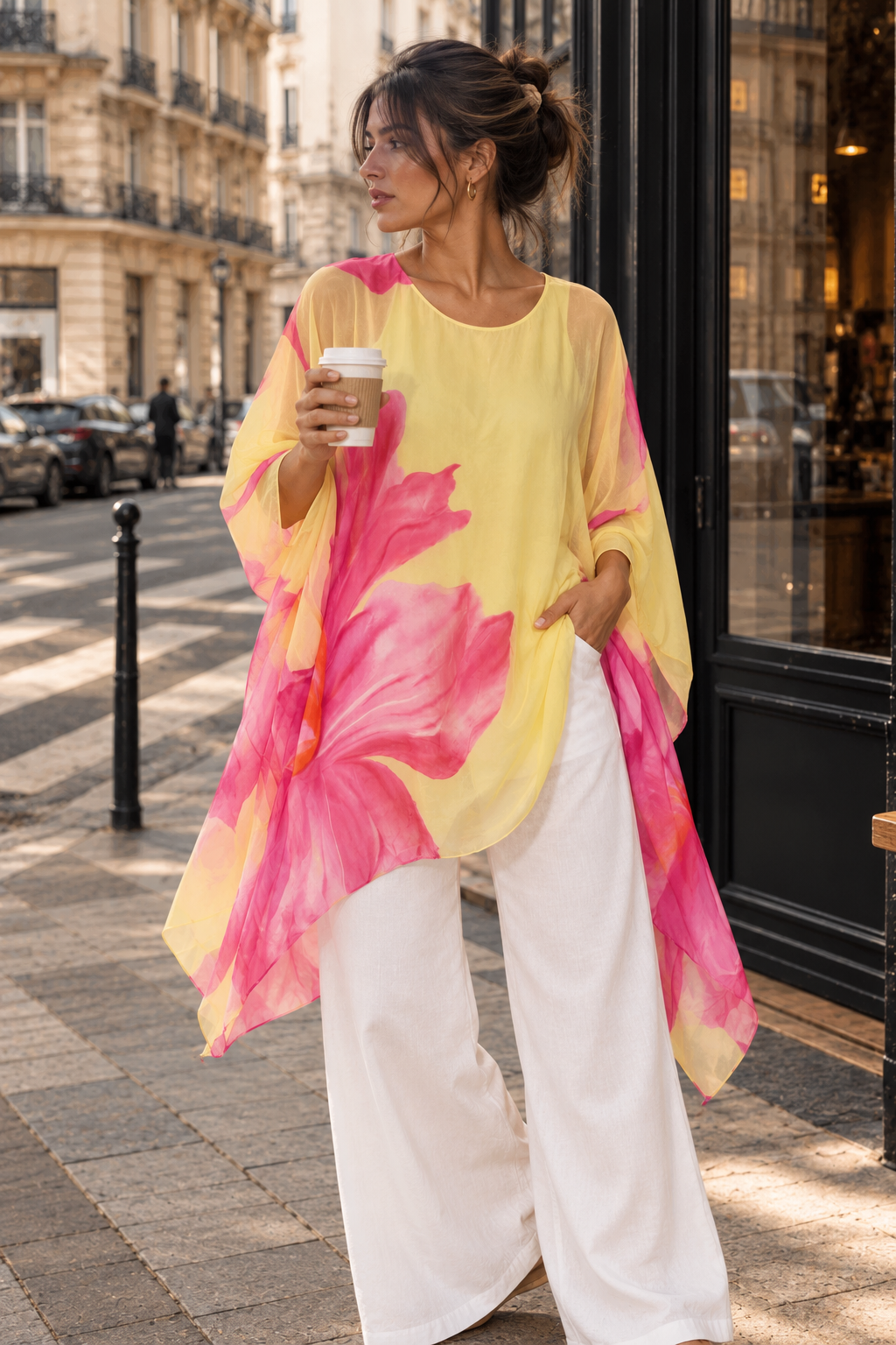 estilo parisino con flores rosadas