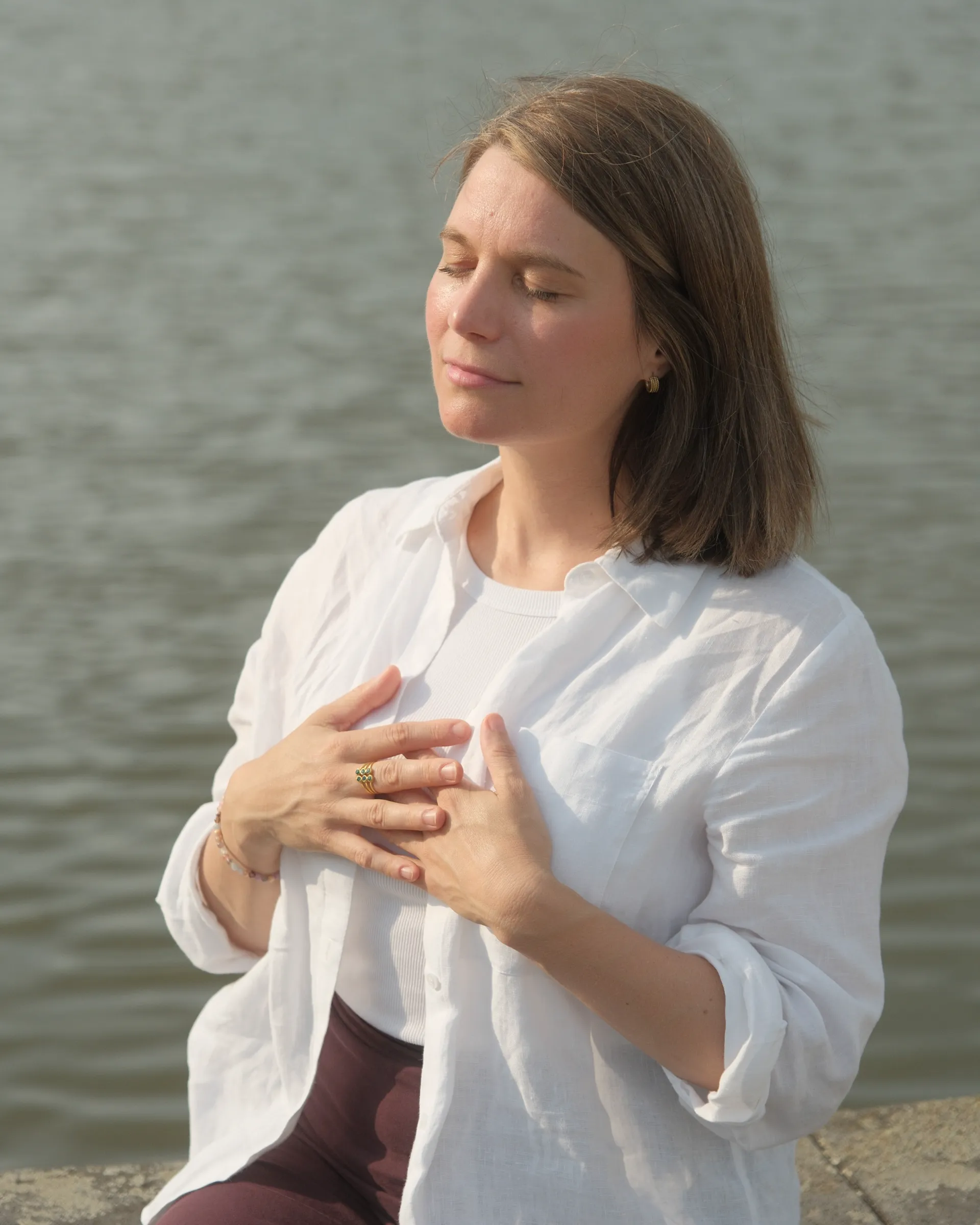 Maren Esser bei der Meditation