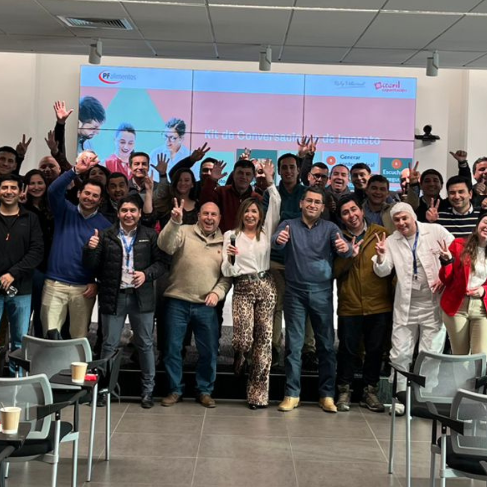 Image of a safe and collaborative corporate environment.