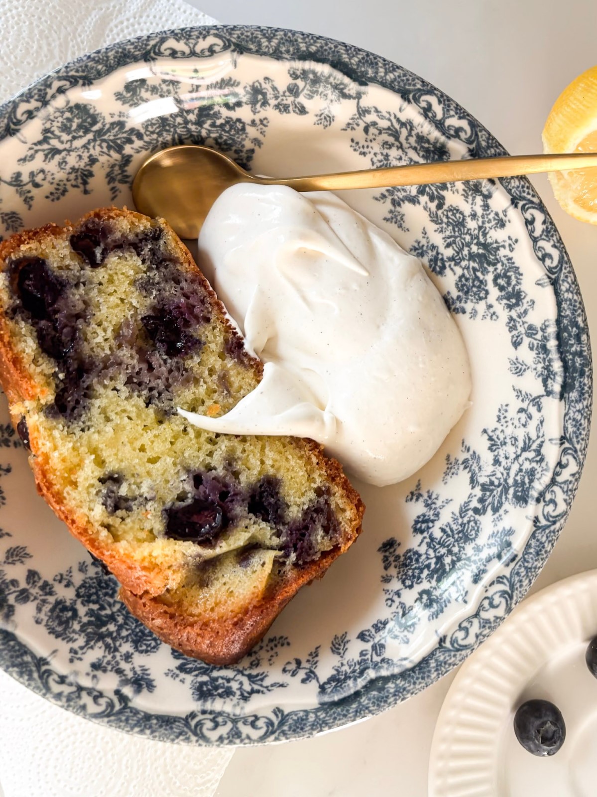 Blueberry loaf cake 