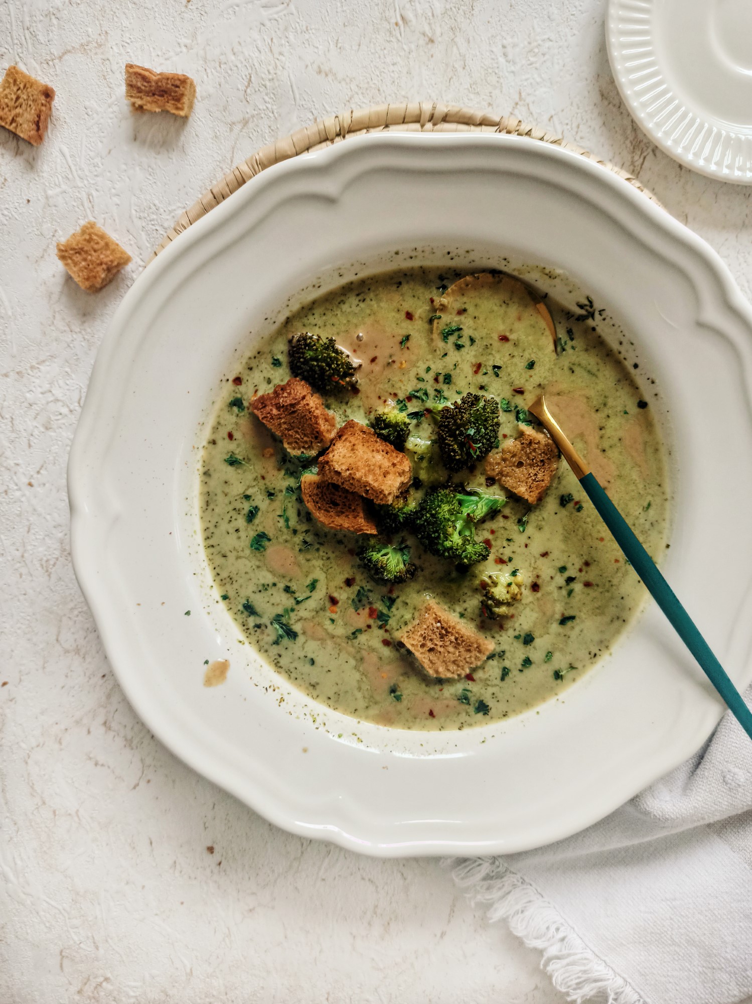 Brokolijeva juha s tahinijem  - alt
