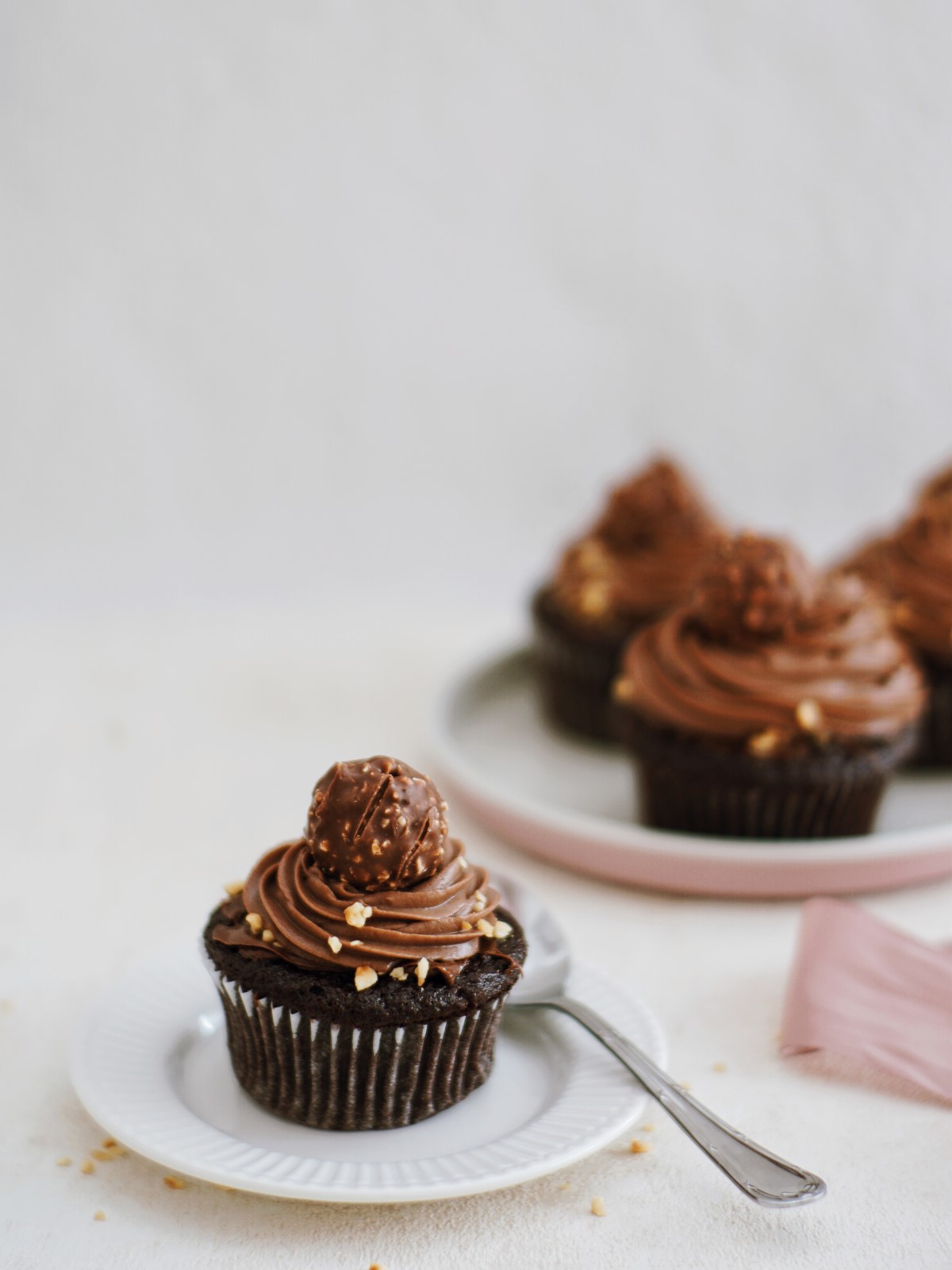 Ferrero Rocher Cupcakes - alt