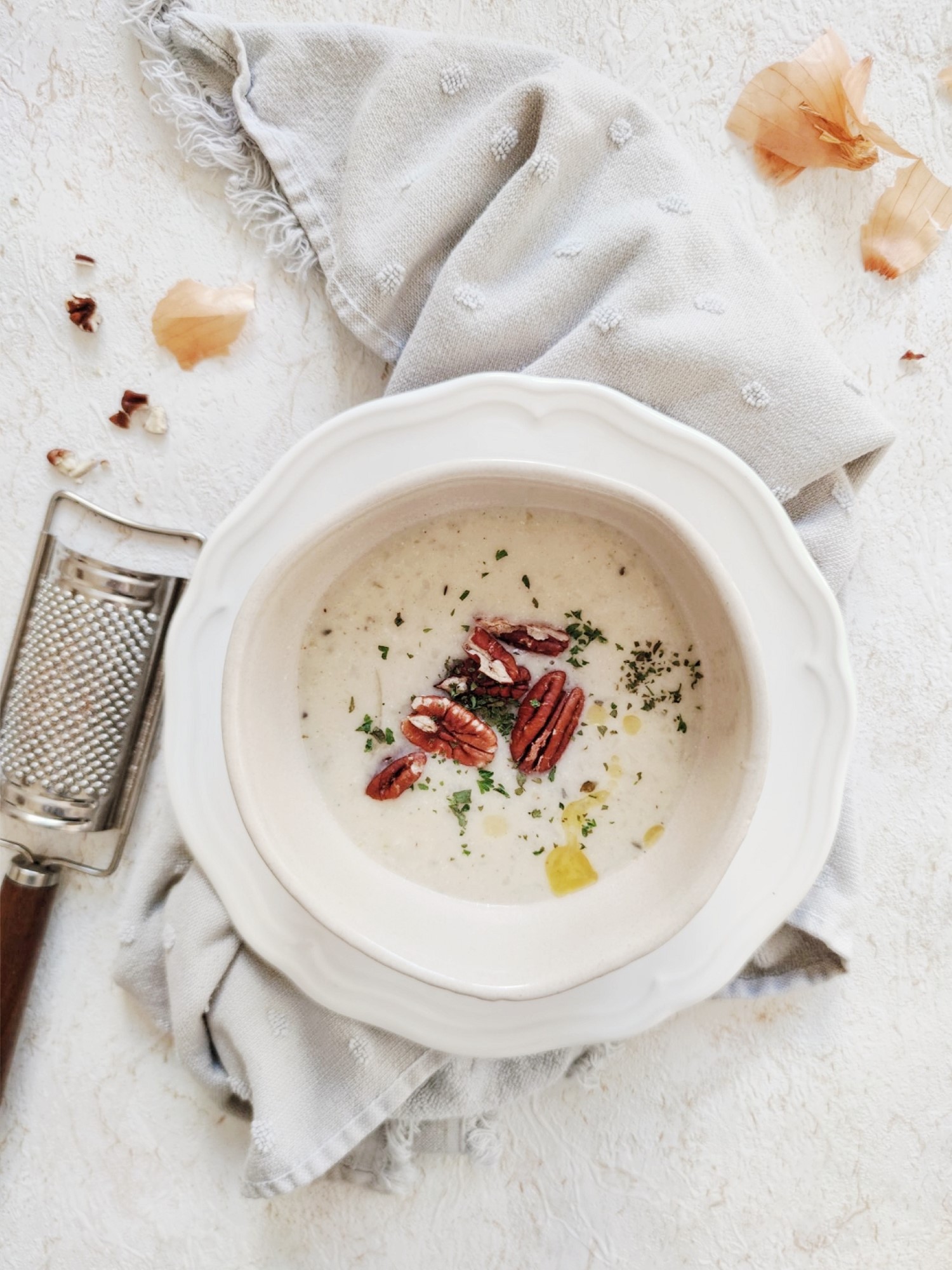 Creamy Cauliflower Soup - alt