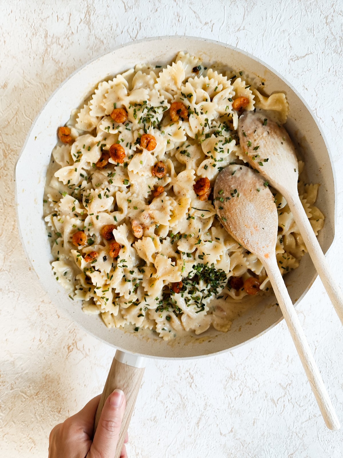 Pasta mit cremiger Spargelsauce und Garnelen - Pasta with Creamy Asparagus Sauce and Shrimp