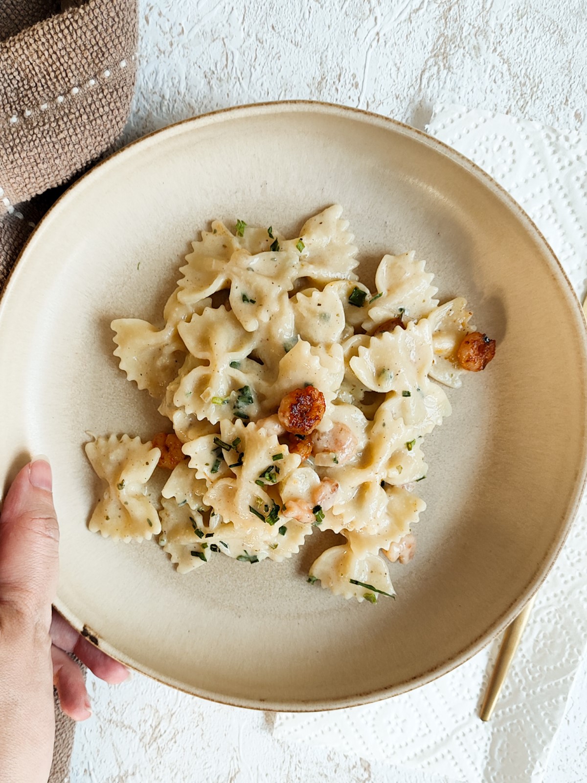 Pasta mit cremiger Spargelsauce und Garnelen - Pasta with Creamy Asparagus Sauce and Shrimp