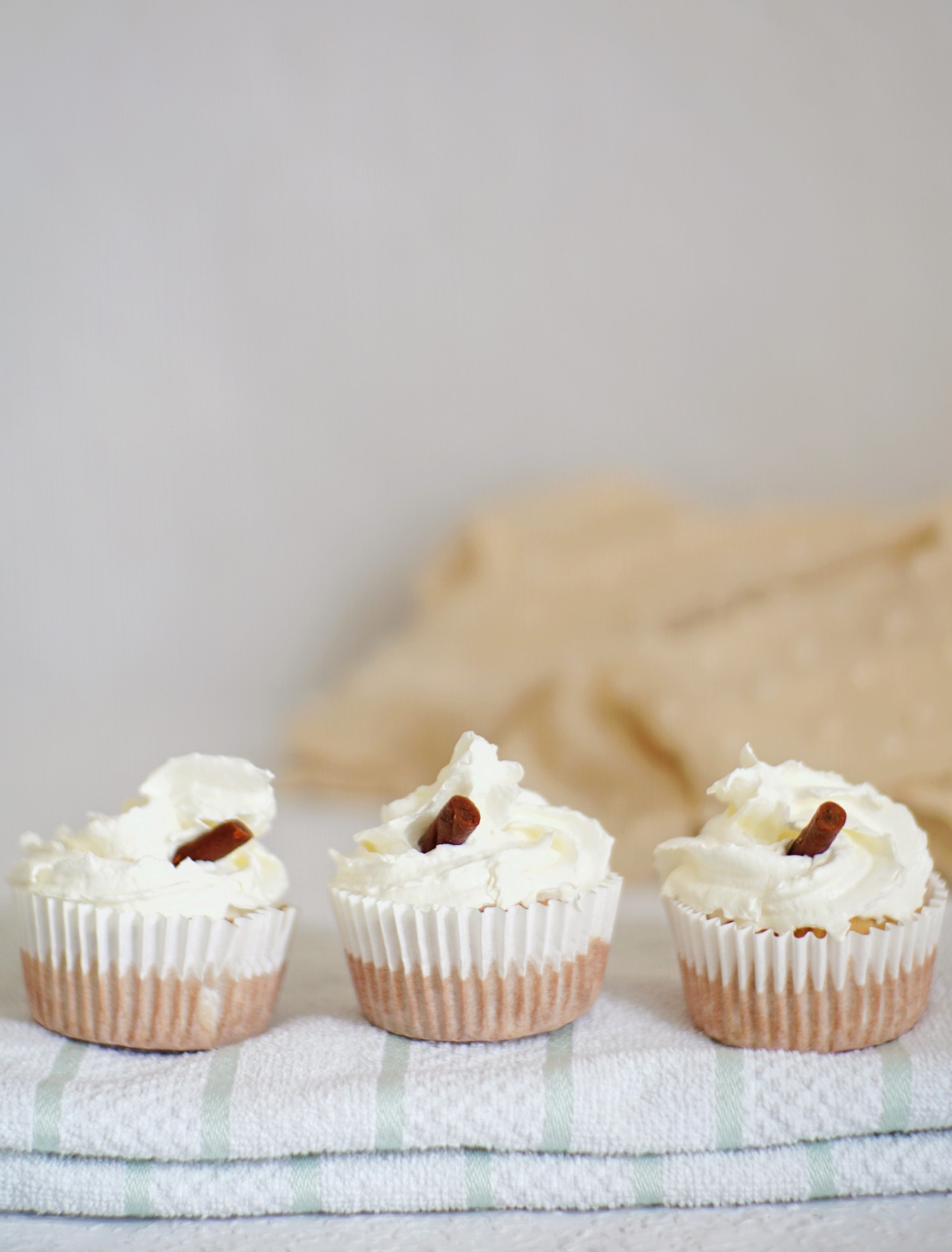 Pupcakes mit Äpfeln - alt