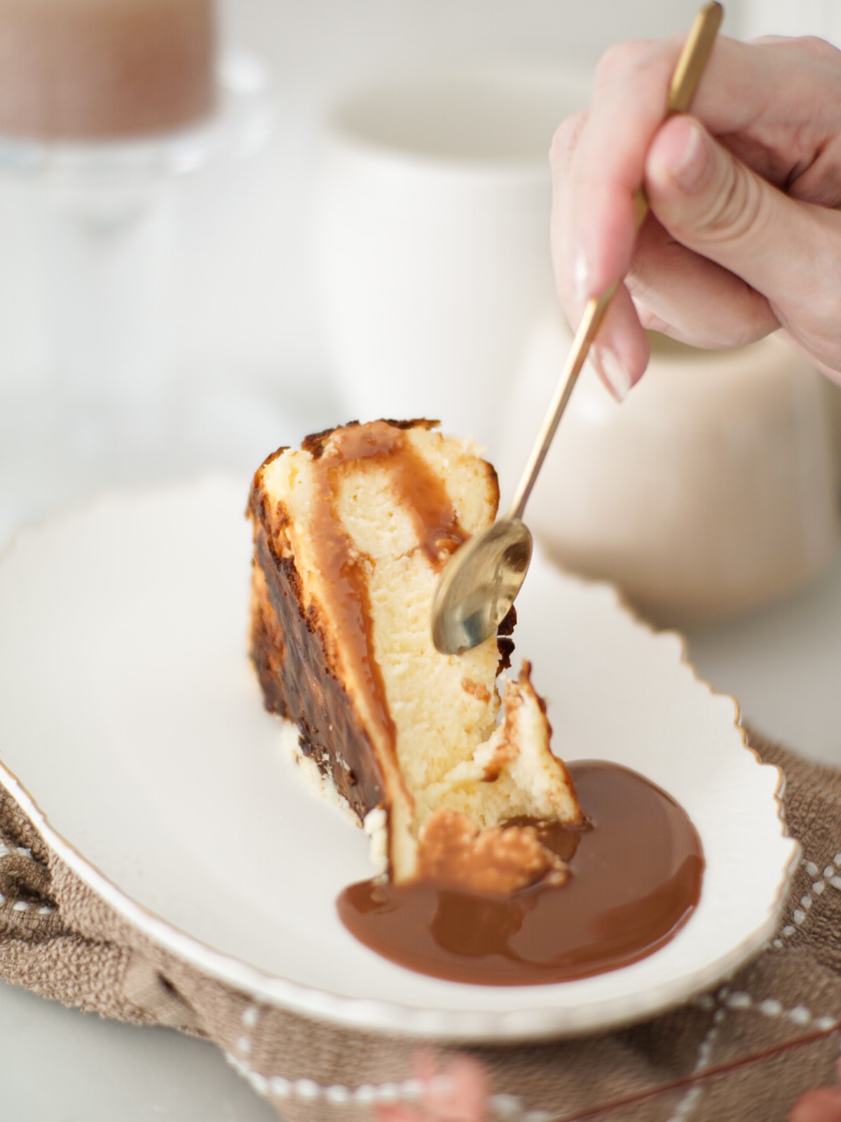 San Sebastian Cheesecake (skutina torta)  - Title of the Recipe