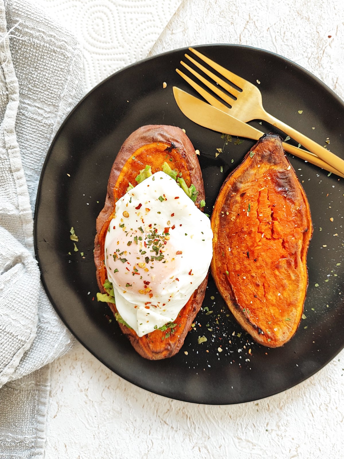 Sweet Potato with Avocado and Egg - alt