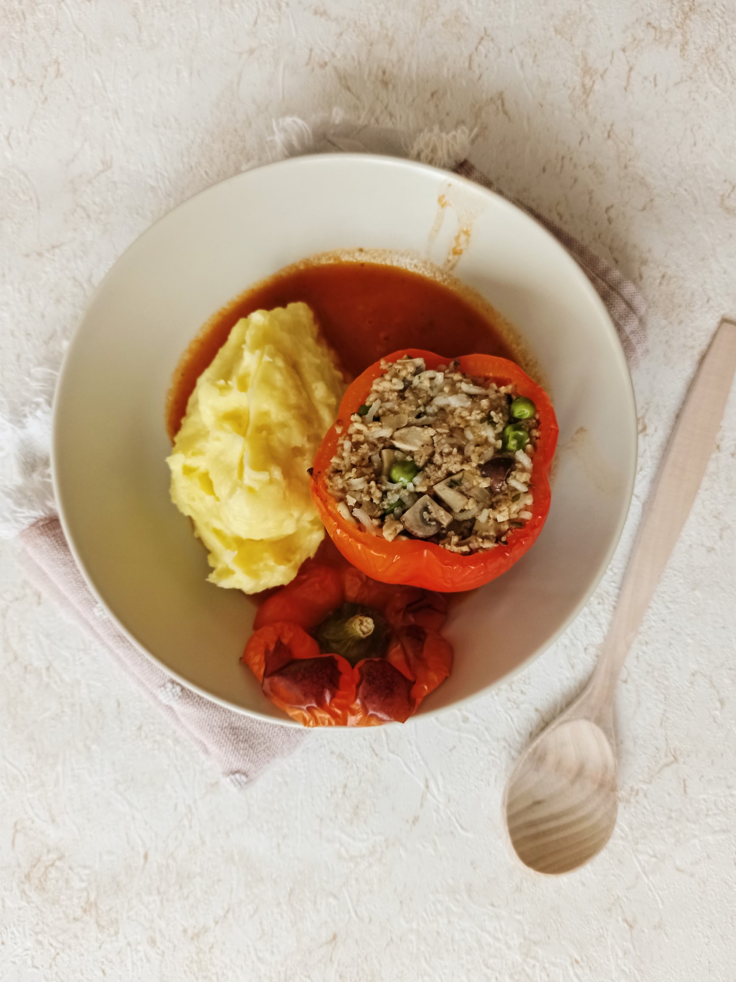 Gefüllte Paprika mit Gemüse  - alt