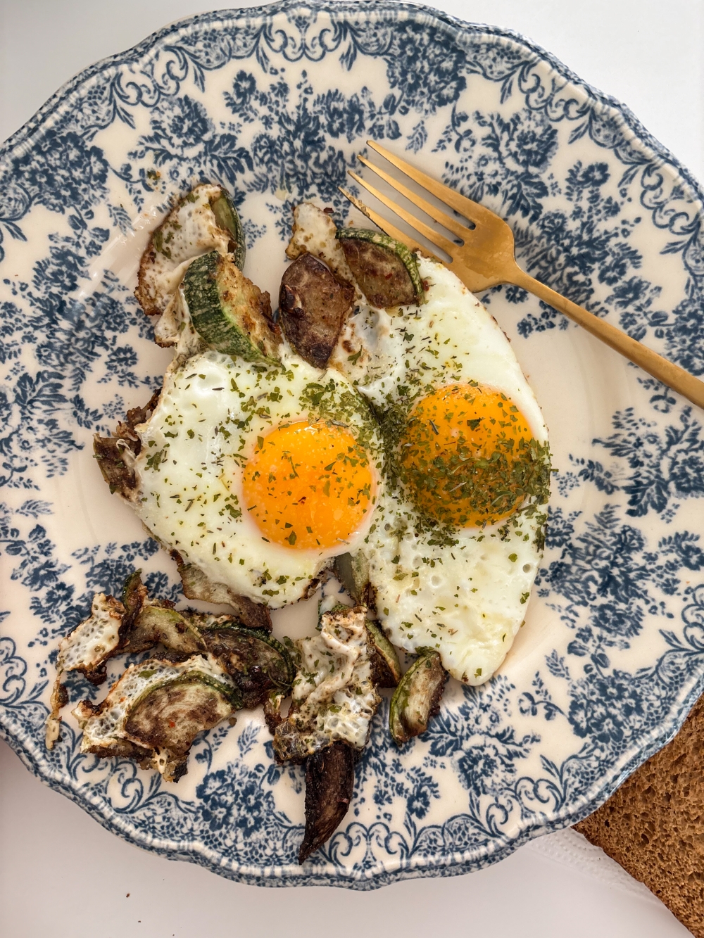 Zucchini and egg in a plate 