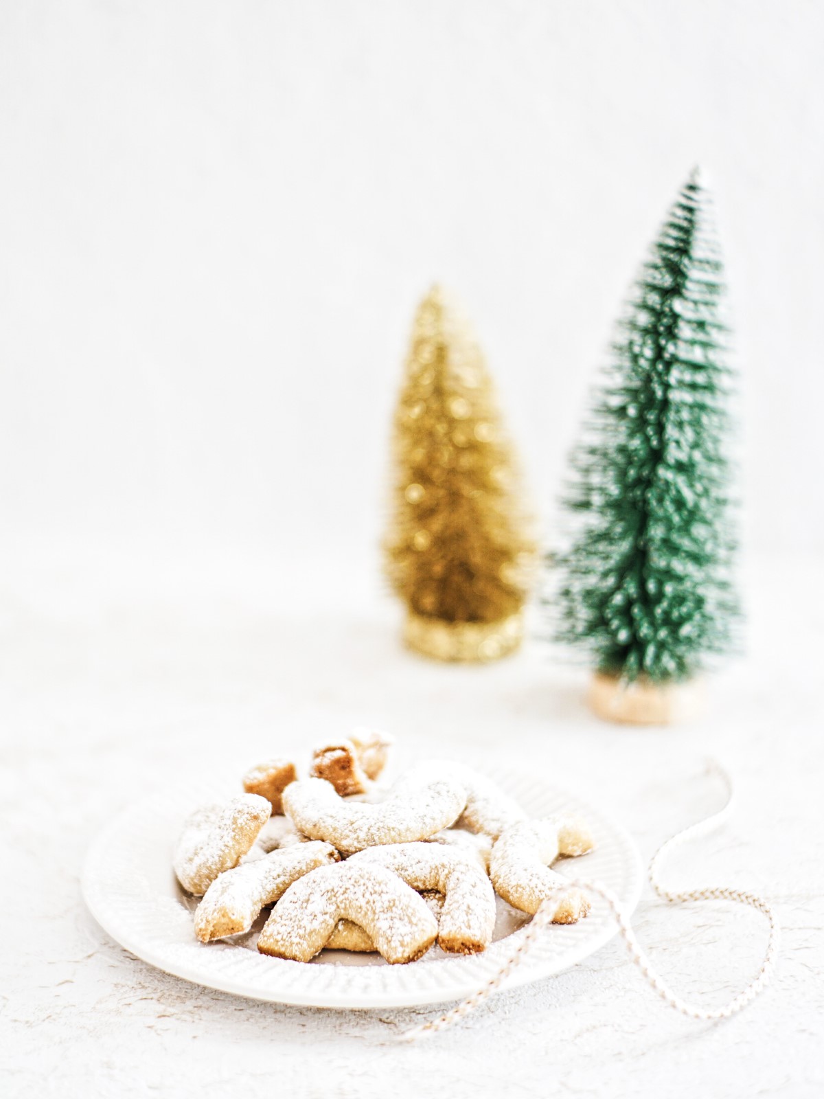 Vanilla Crescent Cookies - Title of the Recipe