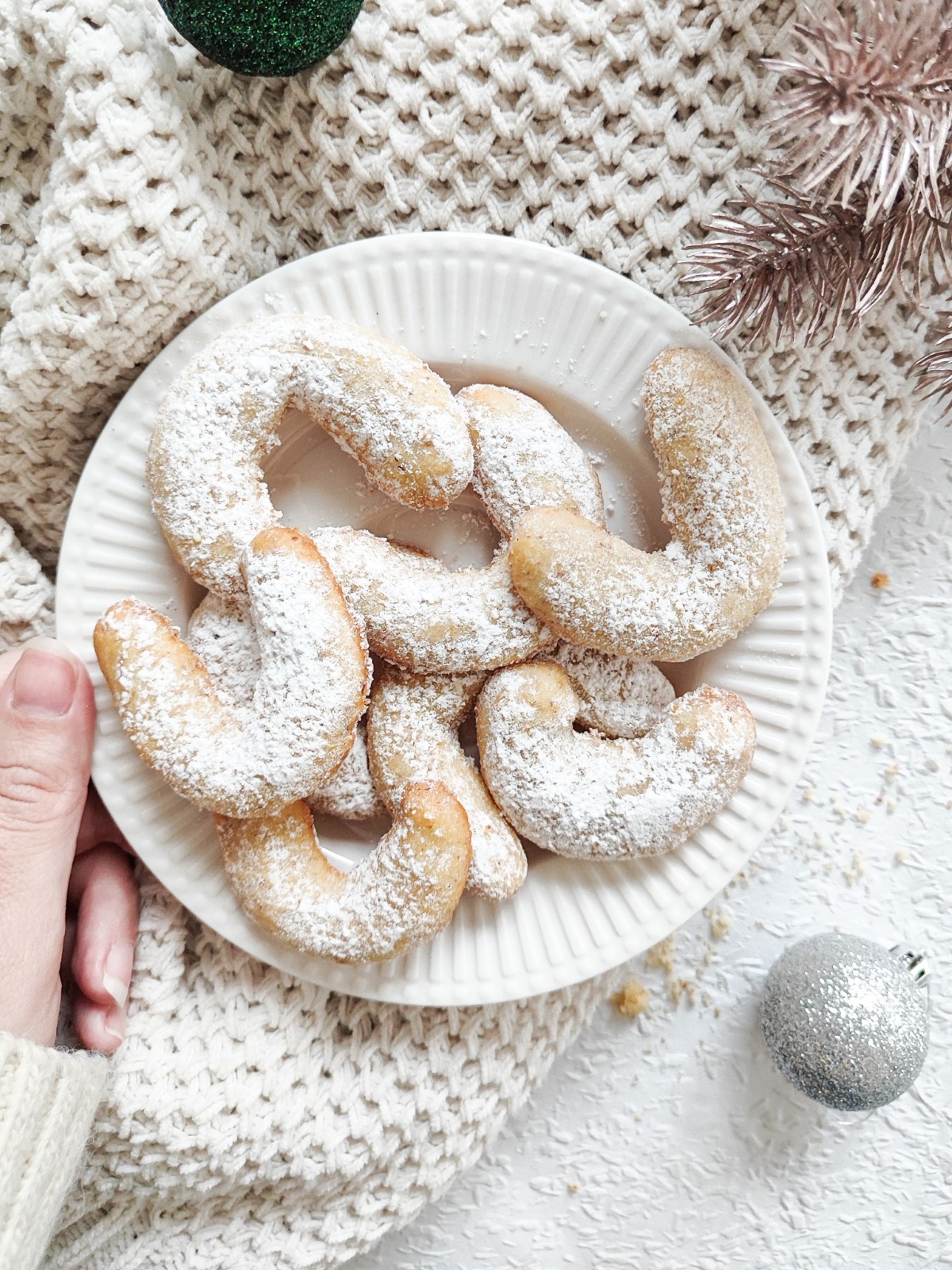 Vanilla Crescent Cookies - alt